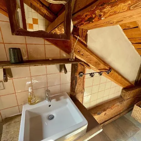 Chalet Typique Accueillant Jusqu'a 9 Personnes La Plagne