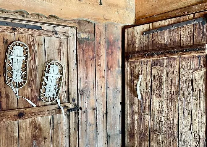 Typique Accueillant Jusqu'a 9 Personnes