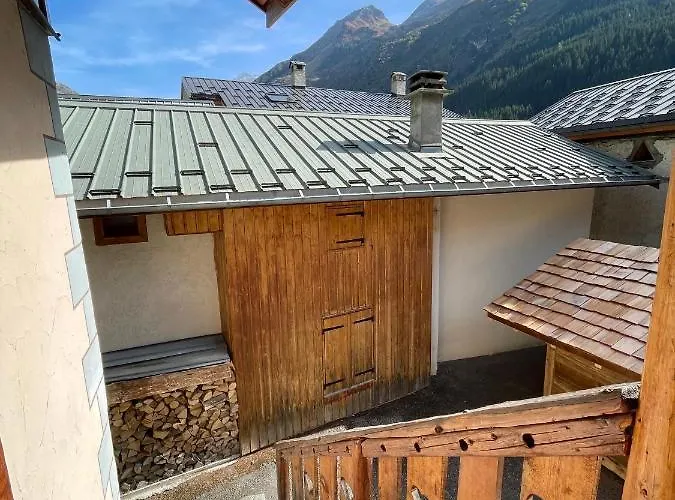 Typique Accueillant Jusqu'a 9 Personnes Chalet *